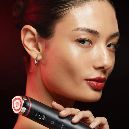 The Rouge Beauty Age-R Pro: 7-in-1 Glass Skin & Microcurrent Lifting Device